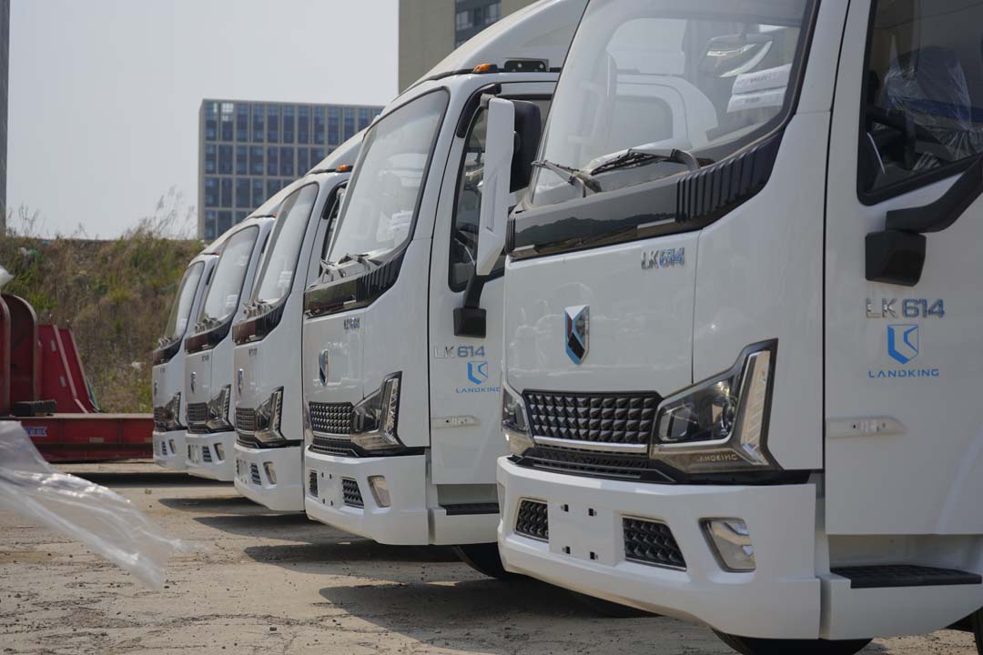 200 LANDKING Trucks Set Sail for Chile