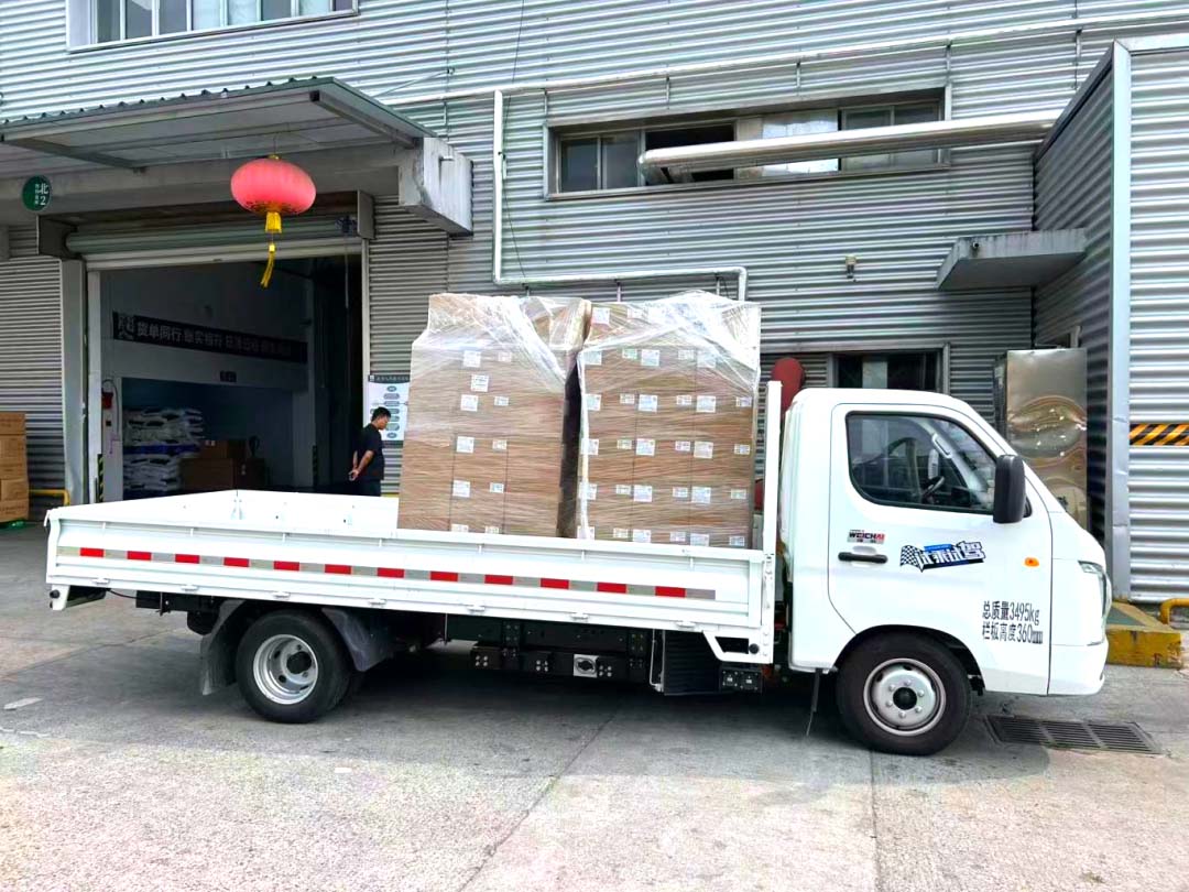 LANDKING X1 Electric Truck Proves Its Strength in Real Urban Delivery Scenario