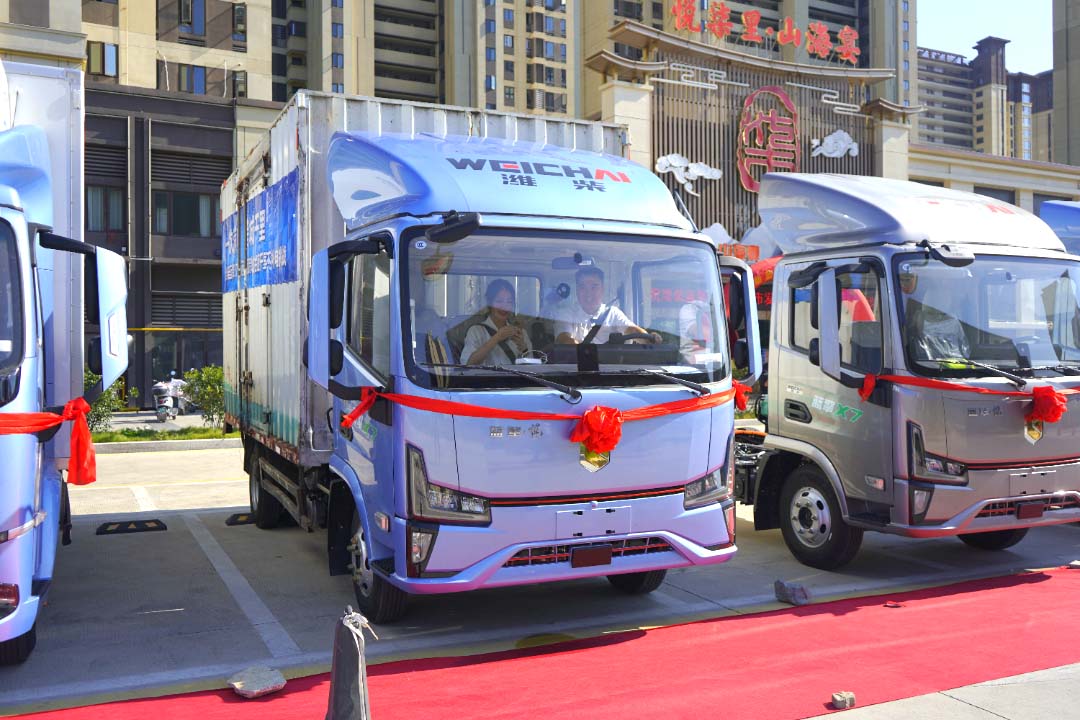 WEICHAI NECV Launches LANDKING X7 Light Truck in Fujian, China