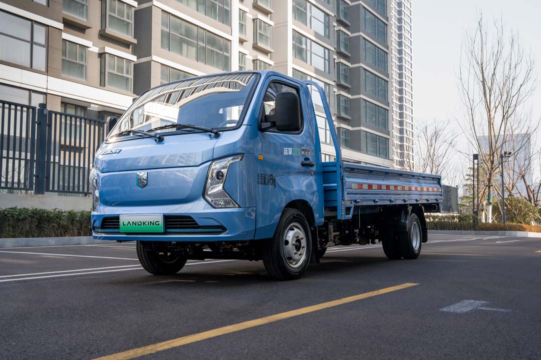 WEICHAI LANDKING X1: The All-Round Mini Truck for Urban Delivery WEICHAI LANDKING X1: The All-Round Mini Truck for Urban Delivery