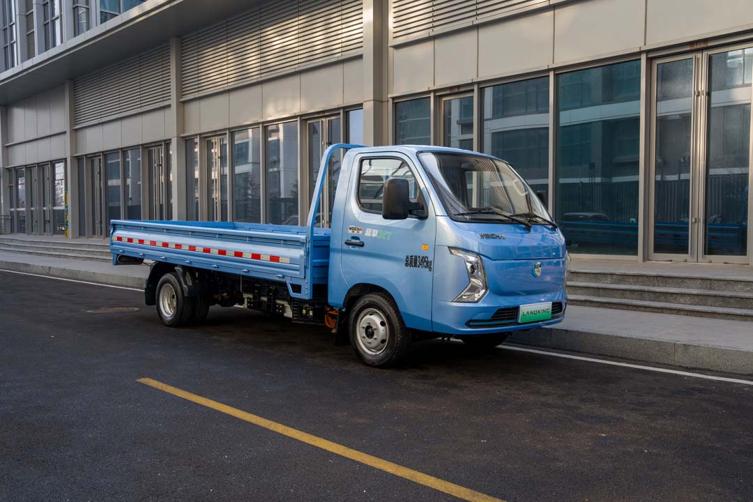WEICHAI LANDKING X1: The All-Round Mini Truck for Urban Delivery WEICHAI LANDKING X1: The All-Round Mini Truck for Urban Delivery