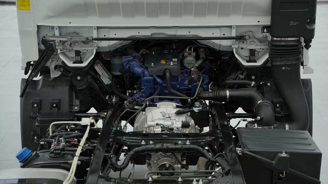 Decoding the Golden Powertrain: The Strength of WEICHAI LANDKING H Light Truck
