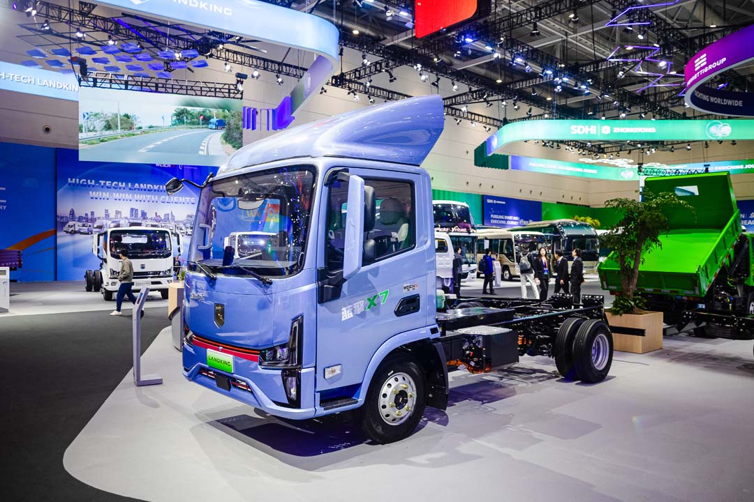 WEICHAI NECV Expands into North America and Japan, Advancing Global Strategy