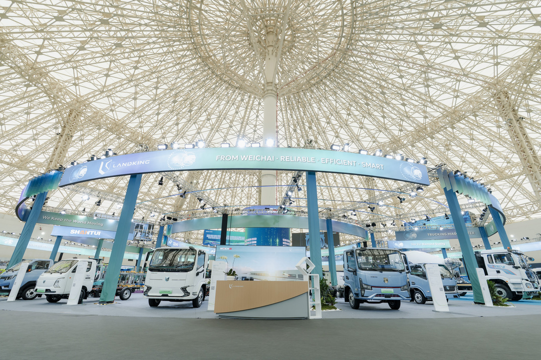 WEICHAI LANDKING LKE7 Showcased at 2026 SDHI Global Partners Conference