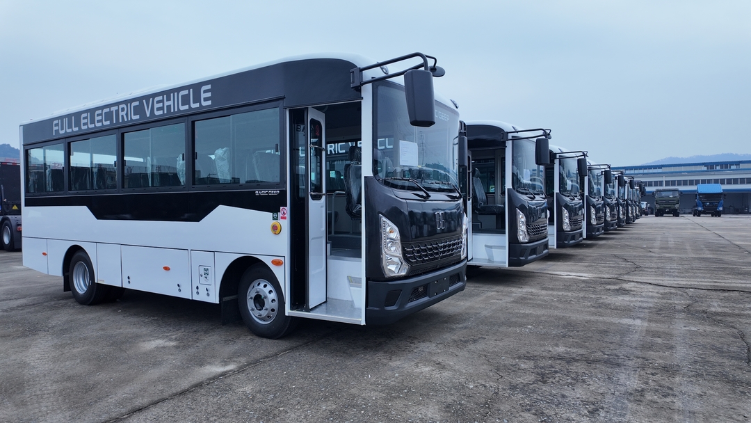 WEICHAI TRUCK Ships First Batch of Electric Buses to Southeast Asia